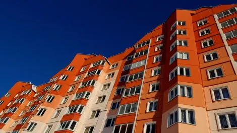 Vidéken fordult a kocka: a panellakás gyorsabban drágul, mint a tégla