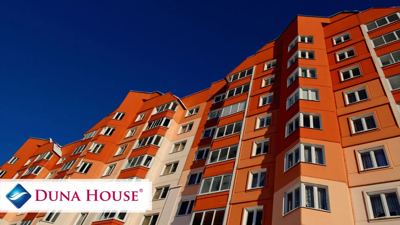 A Duna House elemezte a legfrissebb fővárosi paneleladások adatait.