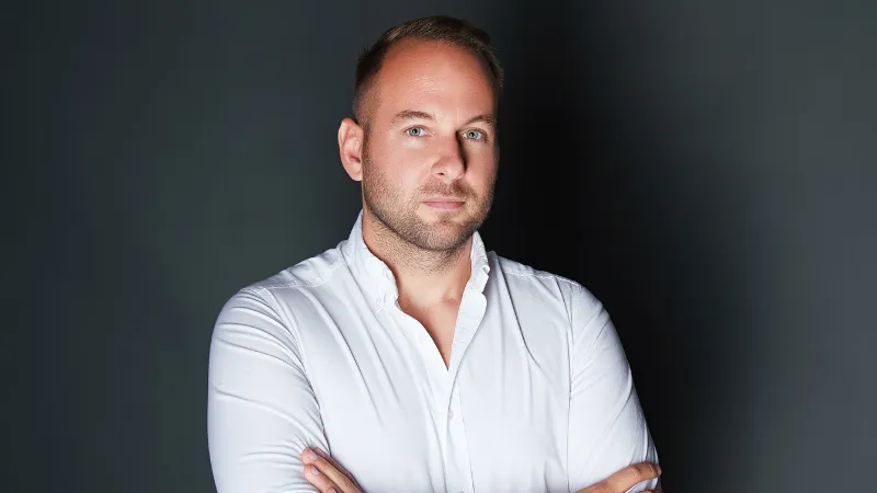 "Egy jó portfólió szerintem mindig változatos, nálam a jelentős részét felújított ingatlanok, új építésű projektek, pécsi és vidéki házak teszik ki."